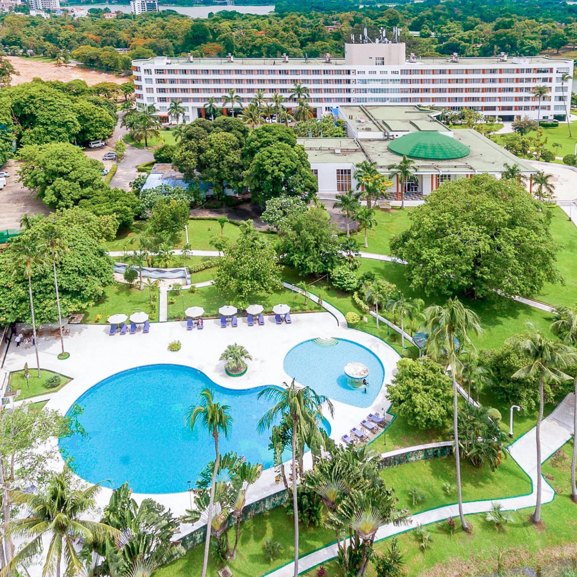 Inya Lake Hotel Yangon Exterior foto